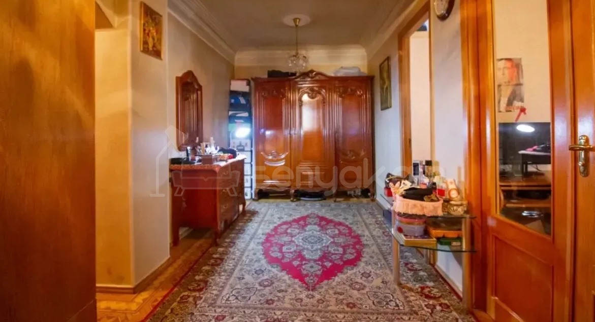 2 Սենյականոց Բնակարան, 65քմ, 9/9 հարկ, Նորմալ Վիճակում
