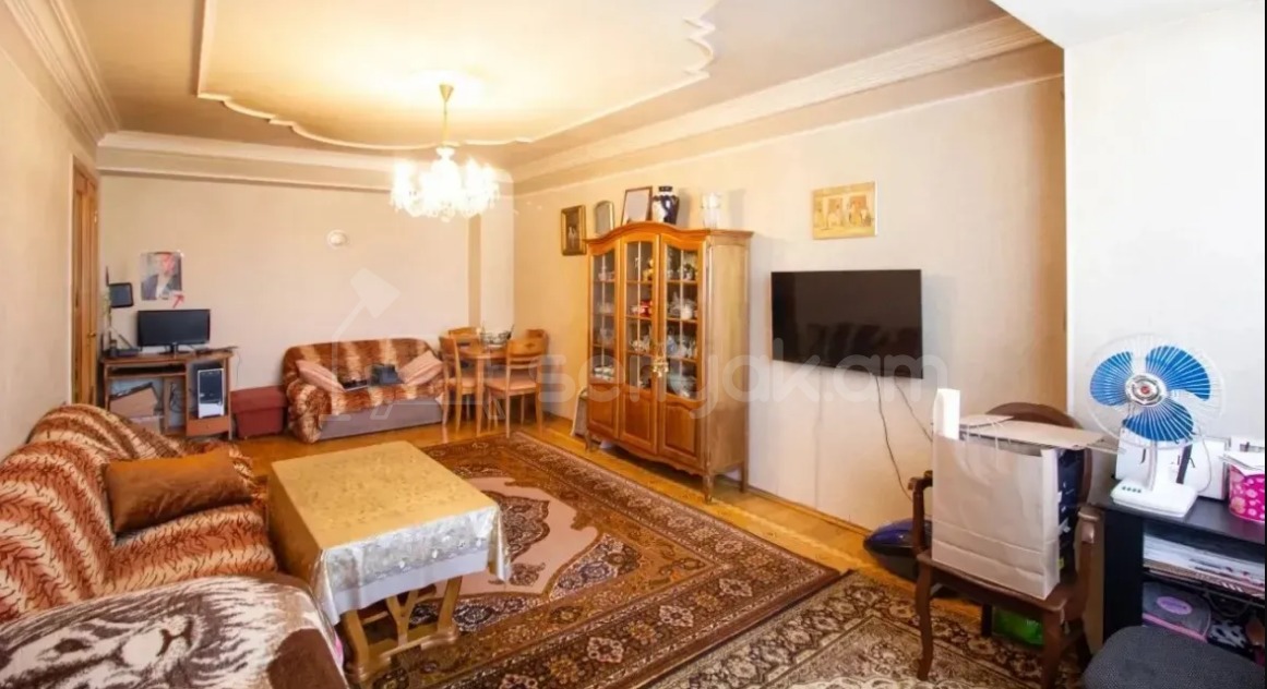 2 Սենյականոց Բնակարան, 65քմ, 9/9 հարկ, Նորմալ Վիճակում