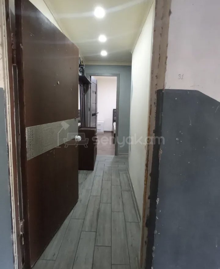 3 Սենյականոց Բնակարան Քարե Շենքում, 55քմ, 2/4 հարկ, Կապիտալ Վերանորոգված, Կահավորված, Արևկող