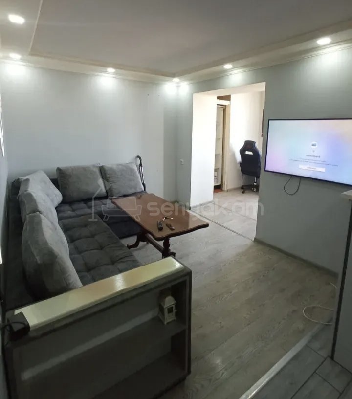 3 Սենյականոց Բնակարան Քարե Շենքում, 55քմ, 2/4 հարկ, Կապիտալ Վերանորոգված, Կահավորված, Արևկող