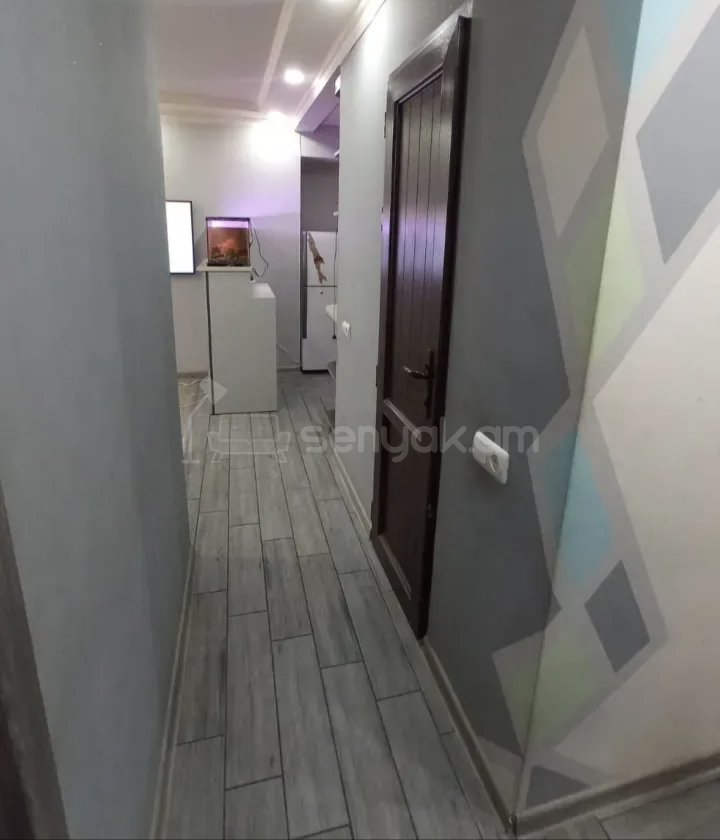 3 Սենյականոց Բնակարան Քարե Շենքում, 55քմ, 2/4 հարկ, Կապիտալ Վերանորոգված, Կահավորված, Արևկող