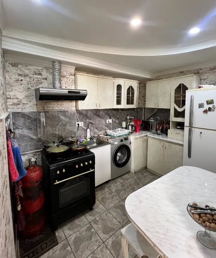 2 Սենյականոց Բնակարան Քարե Շենքում, 56քմ, 3/5 հարկ, Կապիտալ Վերանորոգված, Կահավորված