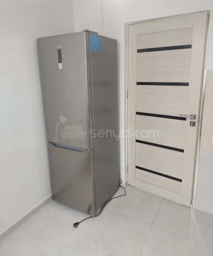 3 Սենյականոց Բնակարան Քարե Շենքում, 77քմ, 2/4 հարկ, Կապիտալ Վերանորոգված, Կահավորված