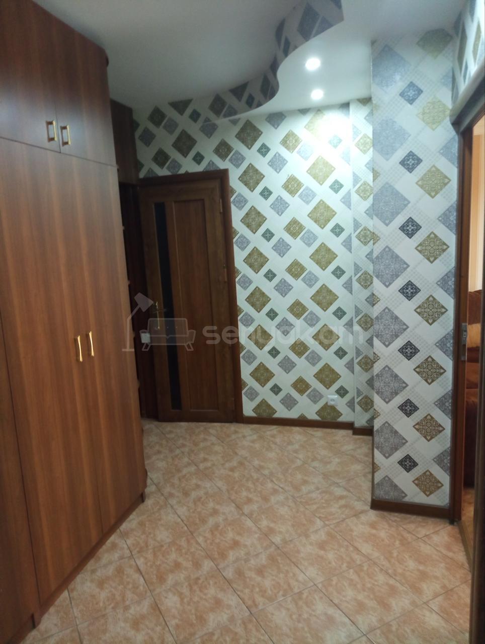 3 Սենյականոց Բնակարան Քարե Շենքում, 85քմ, 1/5 հարկ, Կապիտալ Վերանորոգված