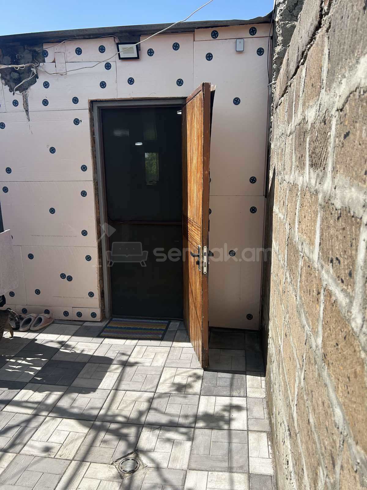 2 Սենյականոց Սեփական Տուն, 60քմ, Կապիտալ Վերանորոգված, Կահավորված