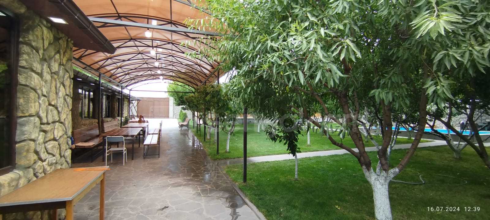 5 Սենյականոց Ամառանոց, 150քմ, Լողավազանով