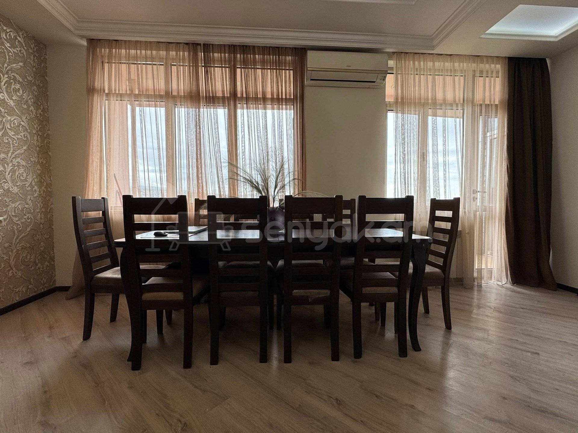 3 Սենյականոց Բնակարան Նորակառույցում, 104քմ, 12/22 հարկ, Կապիտալ Վերանորոգված