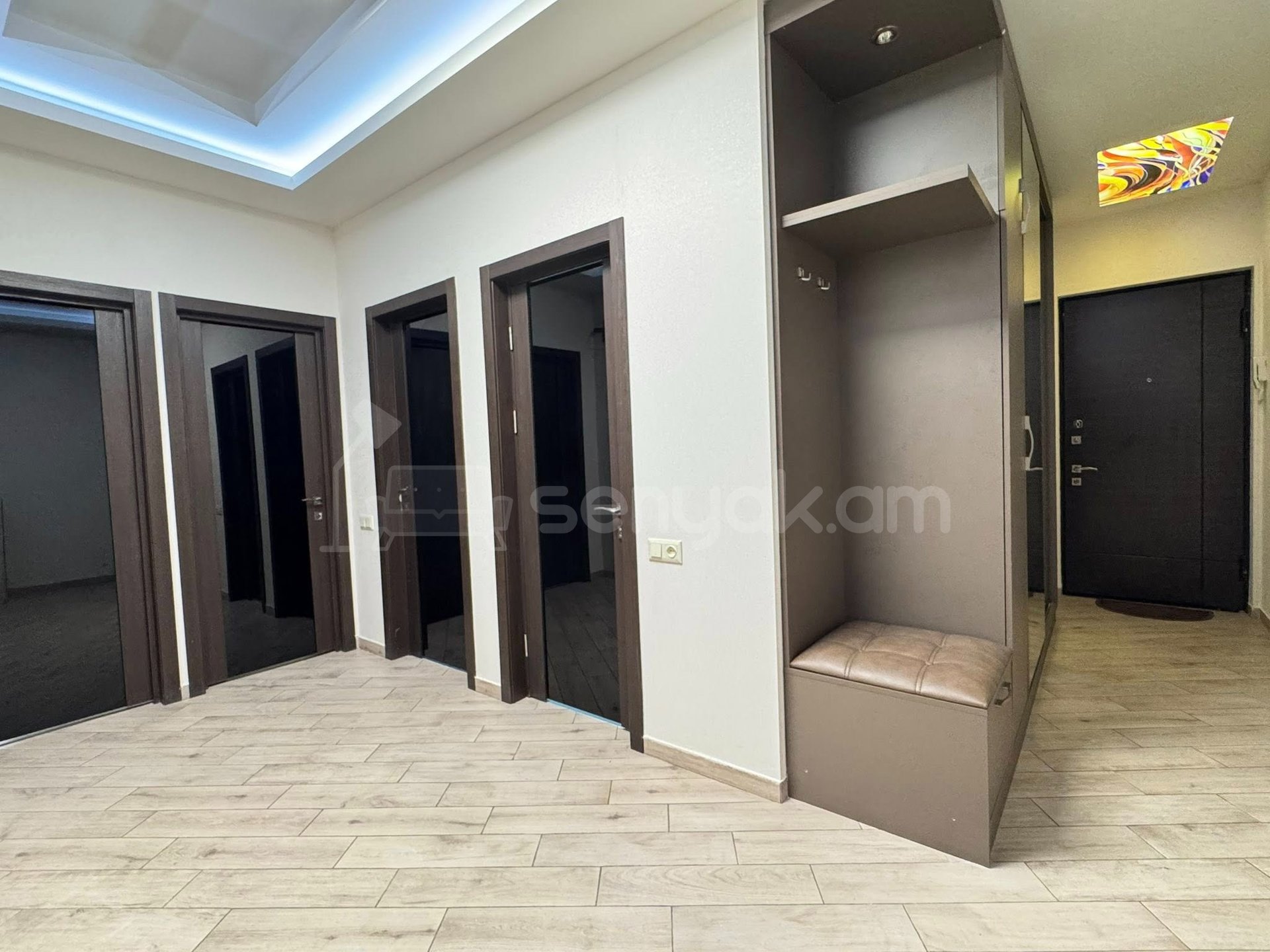 3 Սենյականոց Բնակարան Նորակառույցում, 104քմ, 12/22 հարկ, Կապիտալ Վերանորոգված