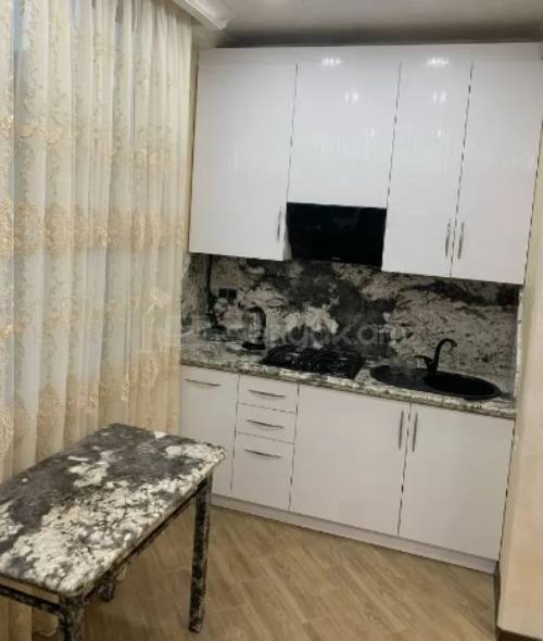 2 Սենյականոց Բնակարան Քարե Շենքում, 50քմ, 2/4 հարկ, Կապիտալ Վերանորոգված, Կահավորված