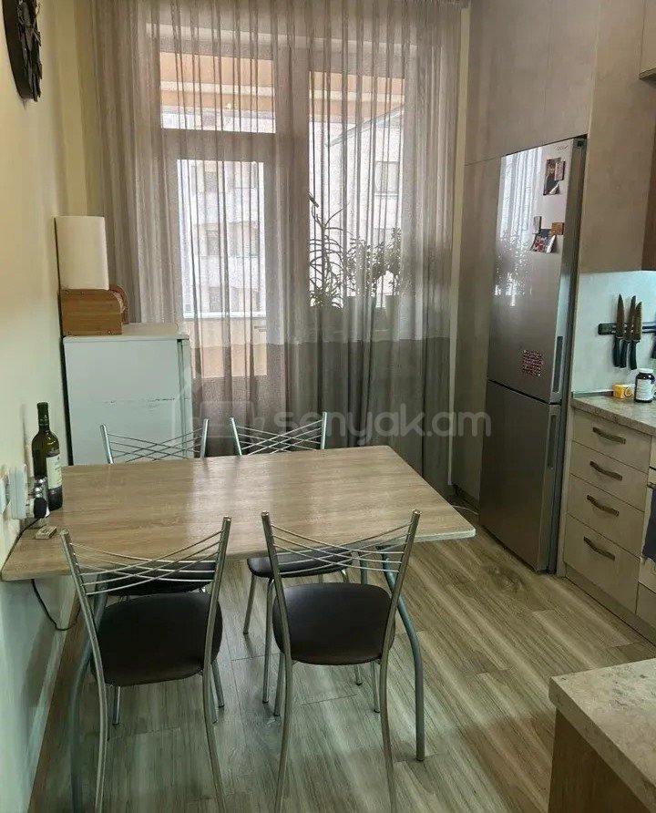 3 Սենյականոց Բնակարան Նորակառույցում, 100քմ, 8/14 հարկ, Կապիտալ Վերանորոգված