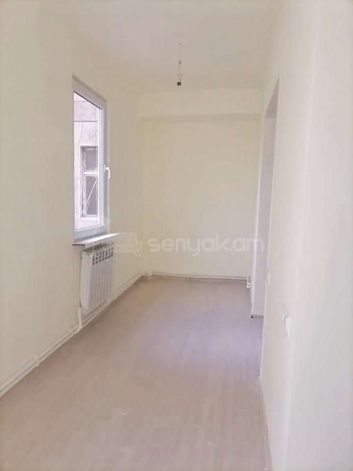 1 Սենյականոց Բնակարան, 44քմ, 9/9 հարկ, Կապիտալ Վերանորոգված