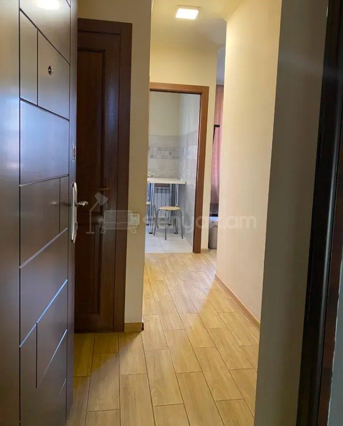 1 Սենյականոց Բնակարան Քարե Շենքում, 38քմ, 4/5 հարկ, Կապիտալ Վերանորոգված, Կահավորված, Արևկող