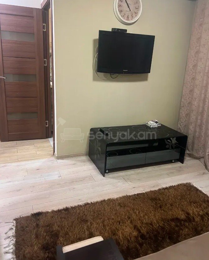 1 Սենյականոց Բնակարան Քարե Շենքում, 38քմ, 4/5 հարկ, Կապիտալ Վերանորոգված, Կահավորված, Արևկող