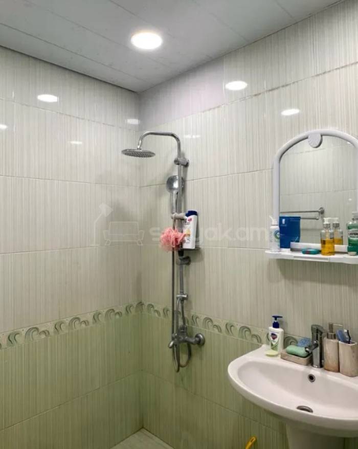 3 Սենյականոց Բնակարան Քարե Շենքում, 65քմ, 4/5 հարկ, Կապիտալ Վերանորոգված, Կահավորված, Արևկող