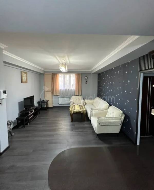 3 Սենյականոց Բնակարան, 60քմ, 1/5 հարկ, Դիզայներական Վերանորոգված