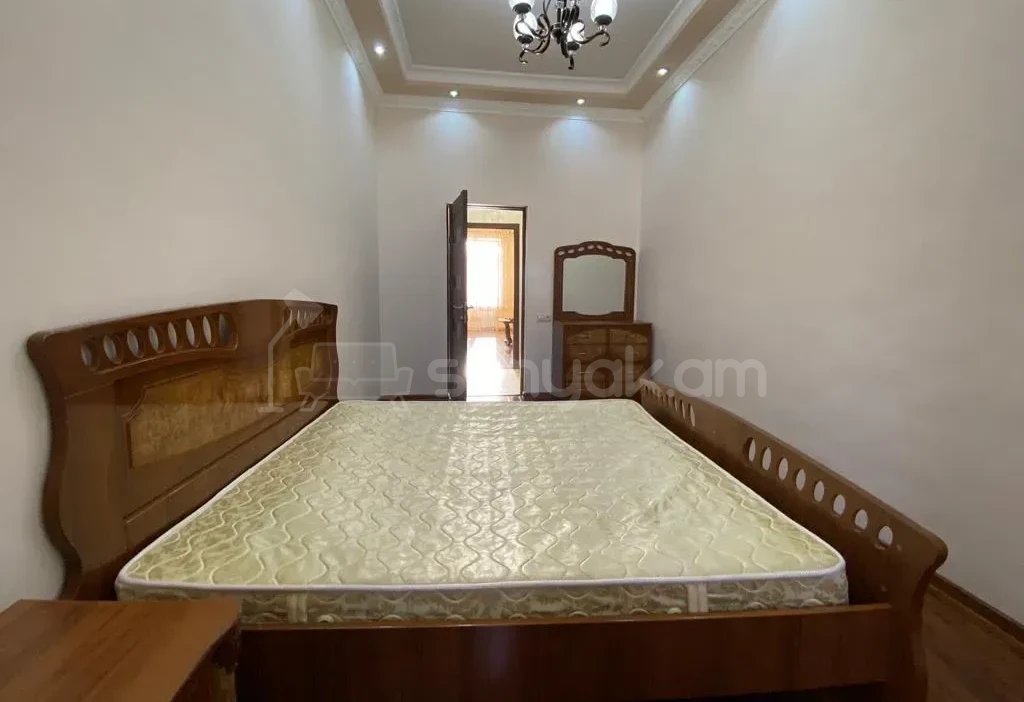 2 Սենյականոց Բնակարան Քարե Շենքում, 68քմ, 3/4 հարկ, Դիզայներական Վերանորոգված, Կահավորված