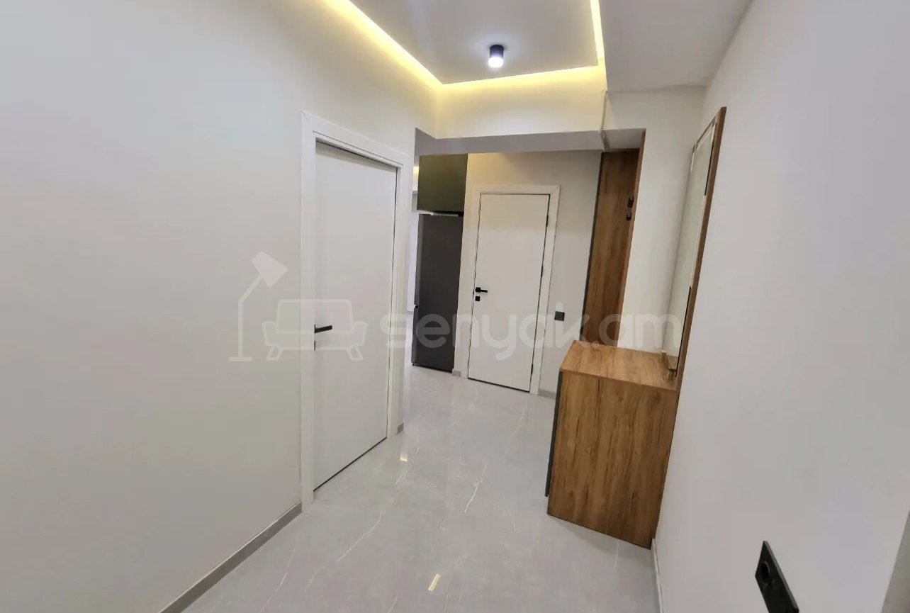 2 Սենյականոց Բնակարան, 43քմ, 3/9 հարկ, Կապիտալ Վերանորոգված