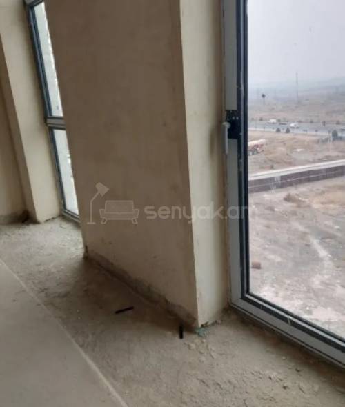 3 Սենյականոց Բնակարան Նորակառույցում, 74քմ, 5/14 հարկ, Պետական Վիճակում