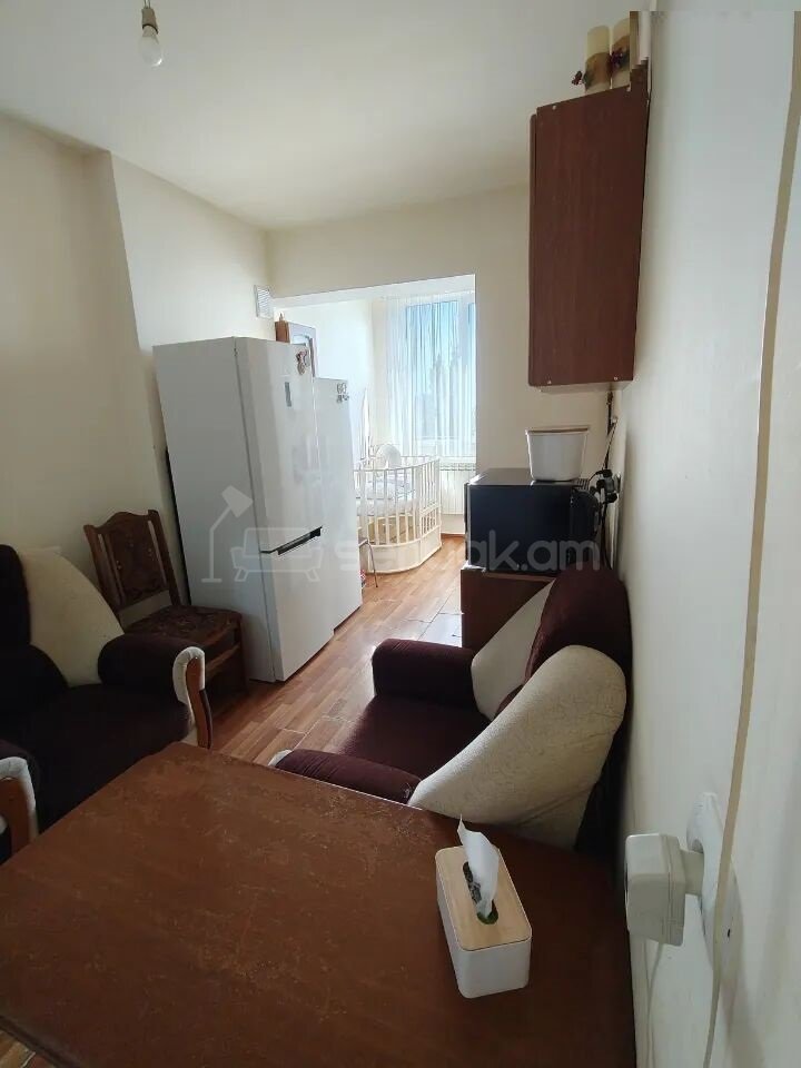 1 Սենյականոց Բնակարան Նորակառույցում, 41քմ, 5/10 հարկ, Կապիտալ Վերանորոգված