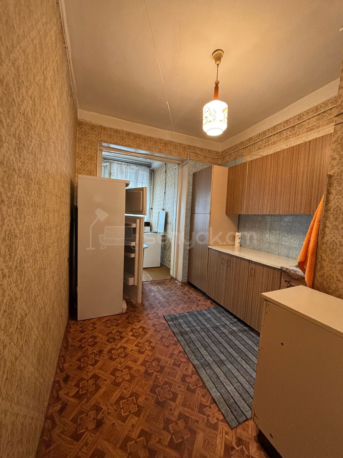3 Սենյականոց Բնակարան Քարե Շենքում, 67քմ, 1/5 հարկ, Նորմալ Վիճակում, Մասամբ Կահավորված