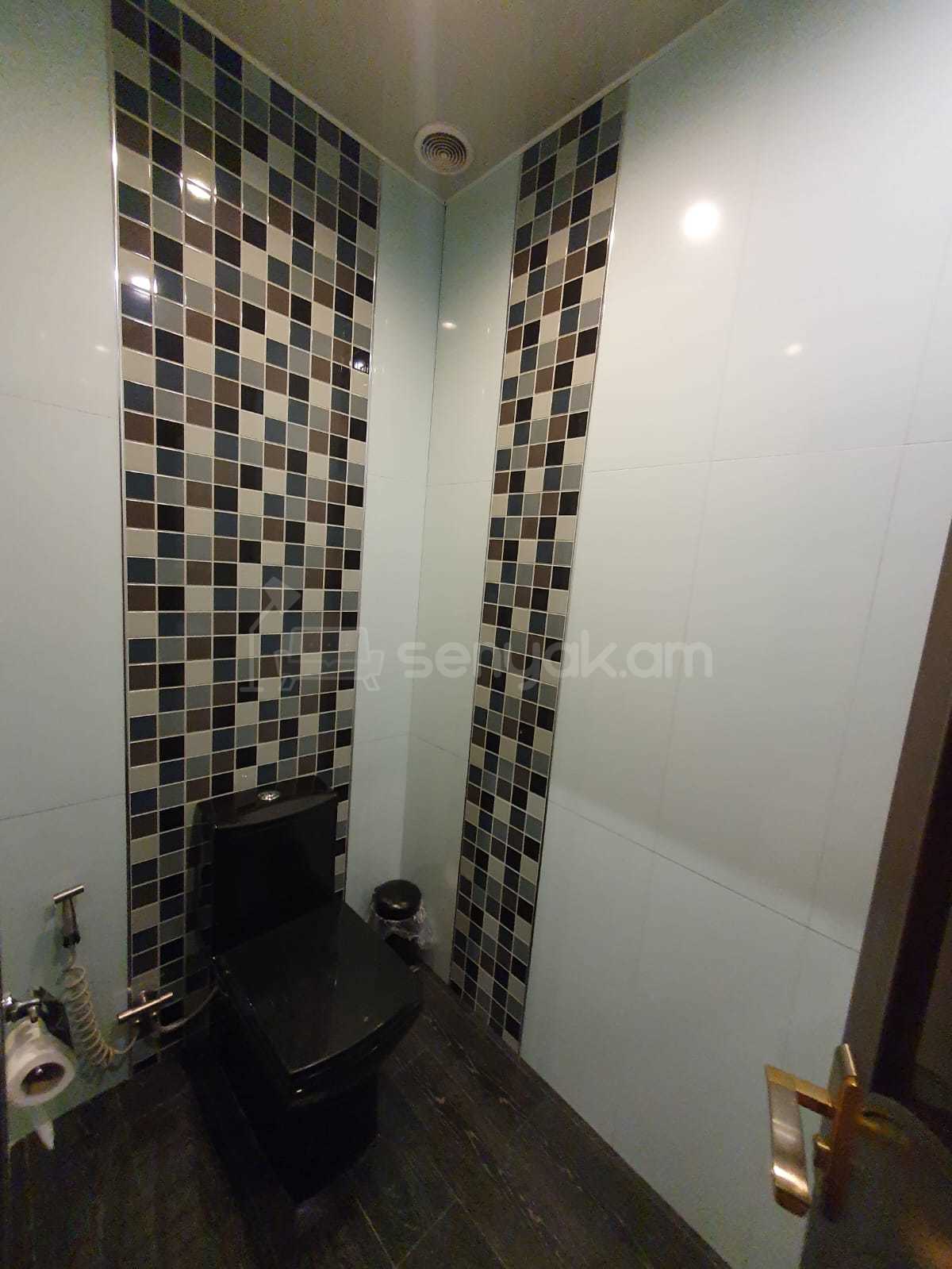 7 Սենյականոց Բնակարան Նորակառույցում, 260քմ, 4/9 հարկ, Դիզայներական Վերանորոգված, Կահավորված, Արևկող
