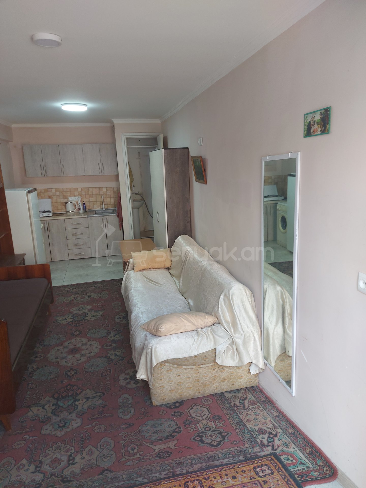 1 Սենյականոց Բնակարան, 20քմ, 1/2 հարկ, Նորմալ Վիճակում