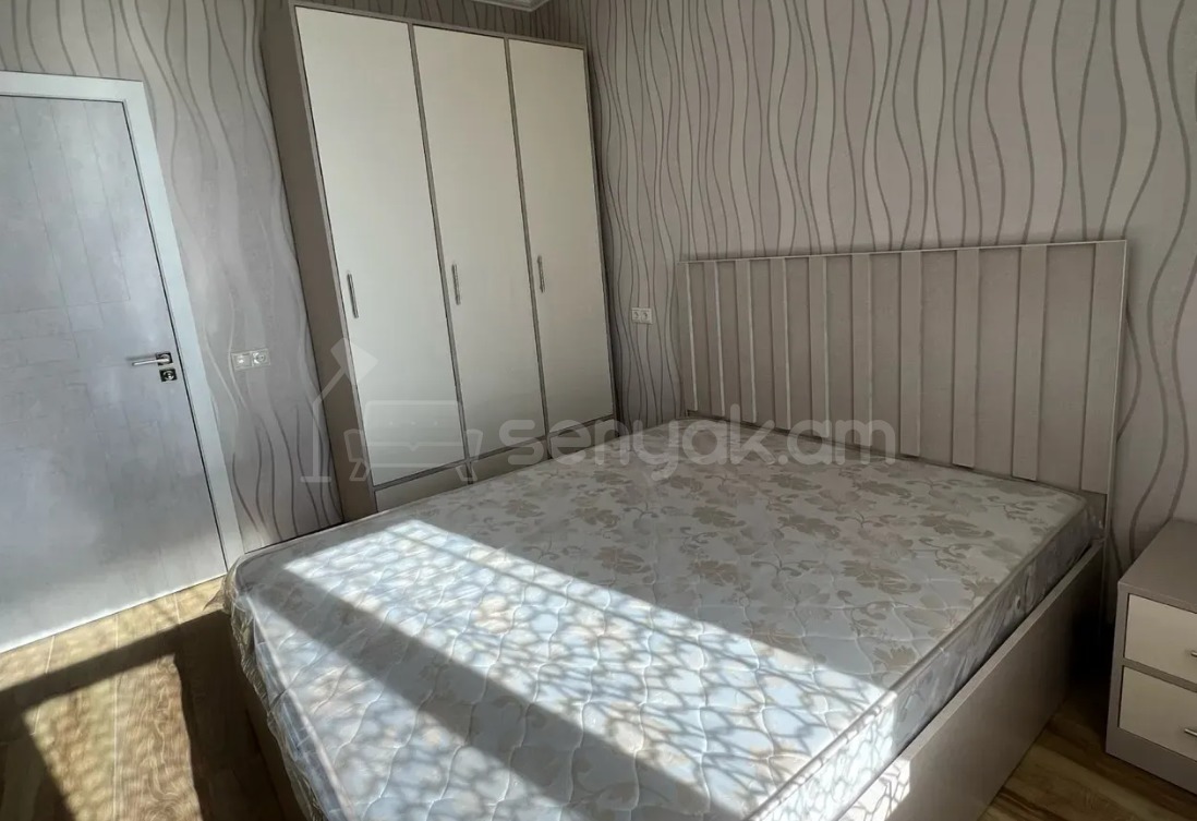2 Սենյականոց Բնակարան Քարե Շենքում, 52քմ, 4/5 հարկ, Կապիտալ Վերանորոգված, Կահավորված, Արևկող