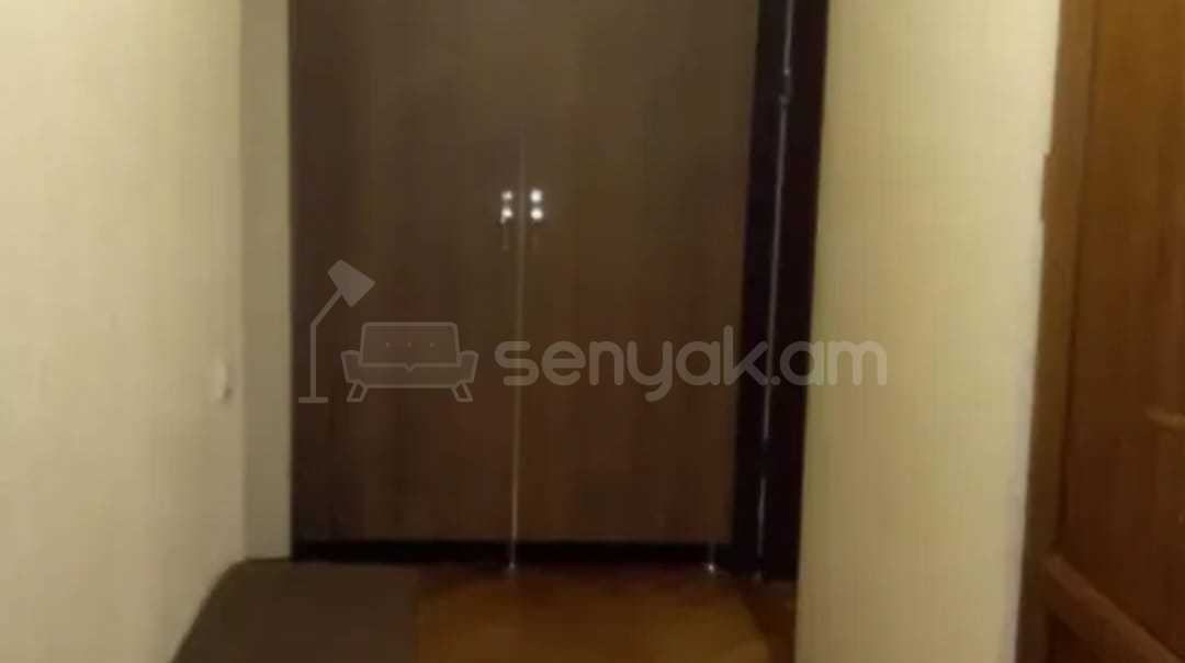 2 Սենյականոց Բնակարան Քարե Շենքում, 60քմ, 3/5 հարկ, Նորմալ Վիճակում