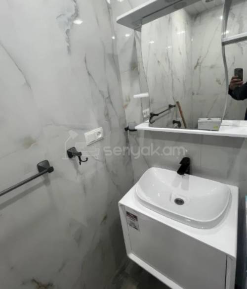 2 Սենյականոց Բնակարան Նորակառույցում, 65քմ, 5/15 հարկ, Կապիտալ Վերանորոգված, Կահավորված, Արևկող