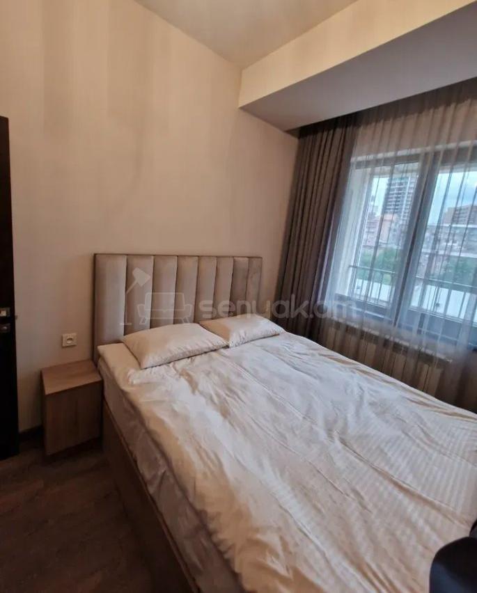 2 Սենյականոց Բնակարան Նորակառույցում, 45քմ, 9/15 հարկ, Դիզայներական Վերանորոգված, Կահավորված