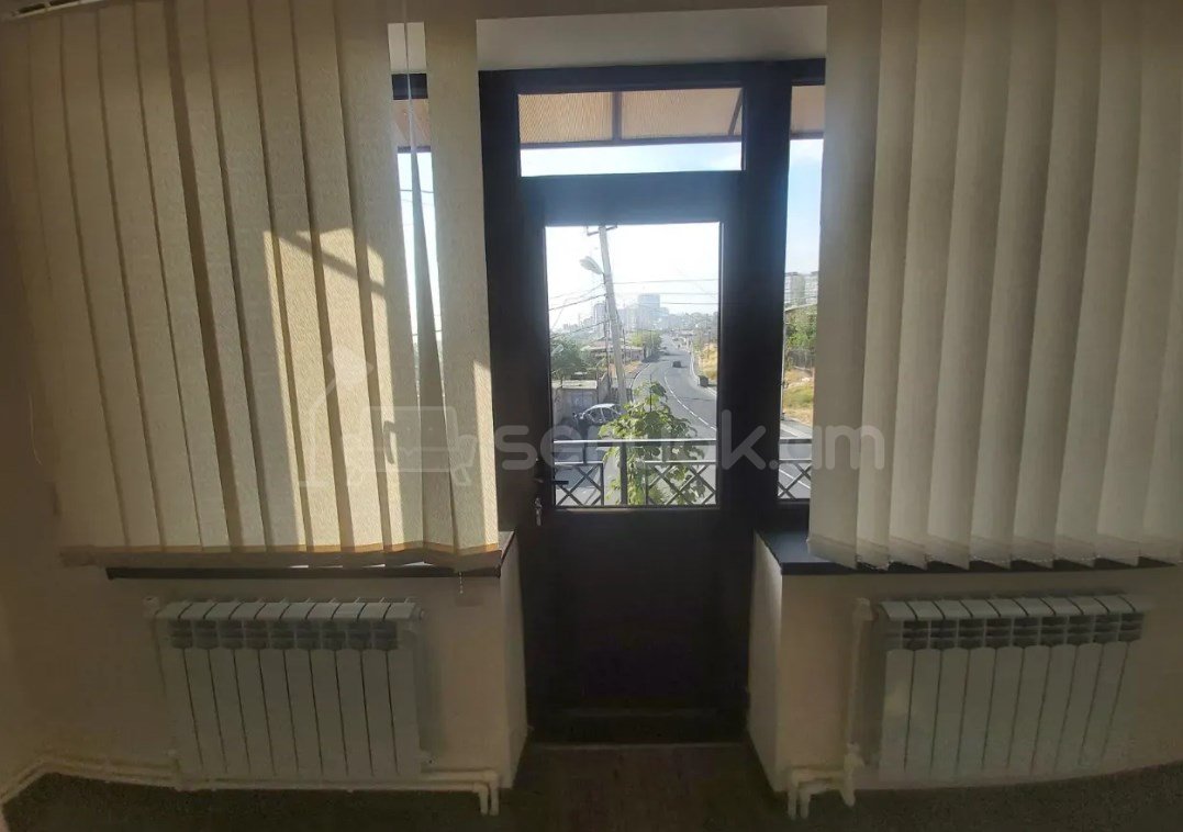 Օֆիսային Տարածք, 80քմ, Կապիտալ Վերանորոգված