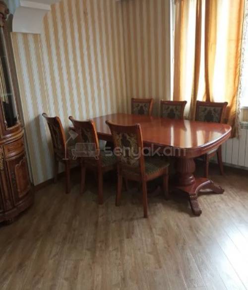 4 Սենյականոց Բնակարան Քարե Շենքում, 90քմ, 1/5 հարկ, Կապիտալ Վերանորոգված