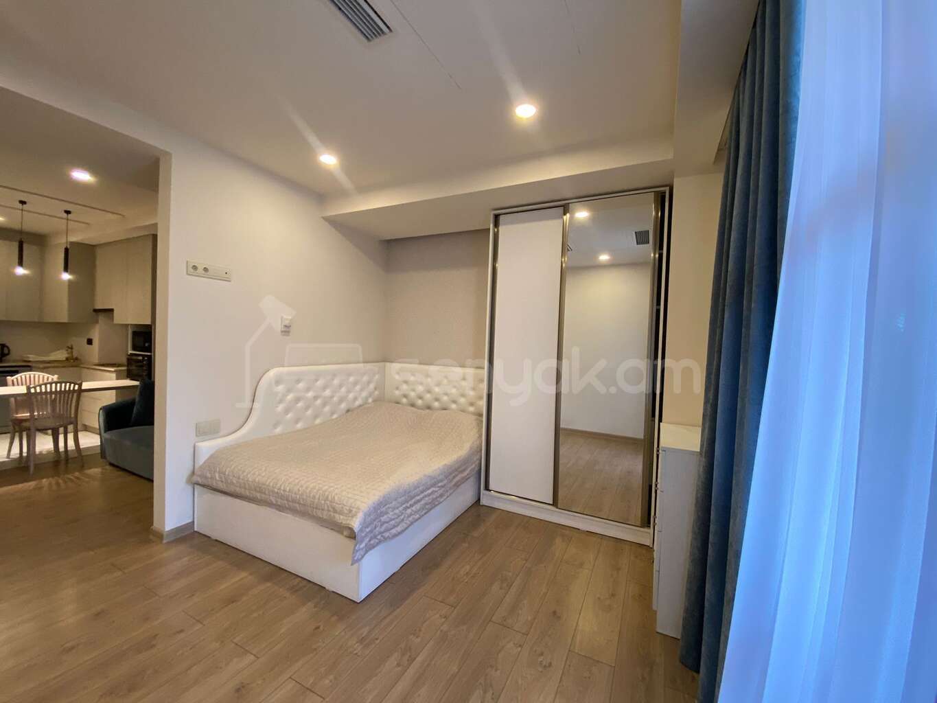 2 Սենյականոց Բնակարան Նորակառույցում, 40քմ, 5/5 հարկ, Կապիտալ Վերանորոգված