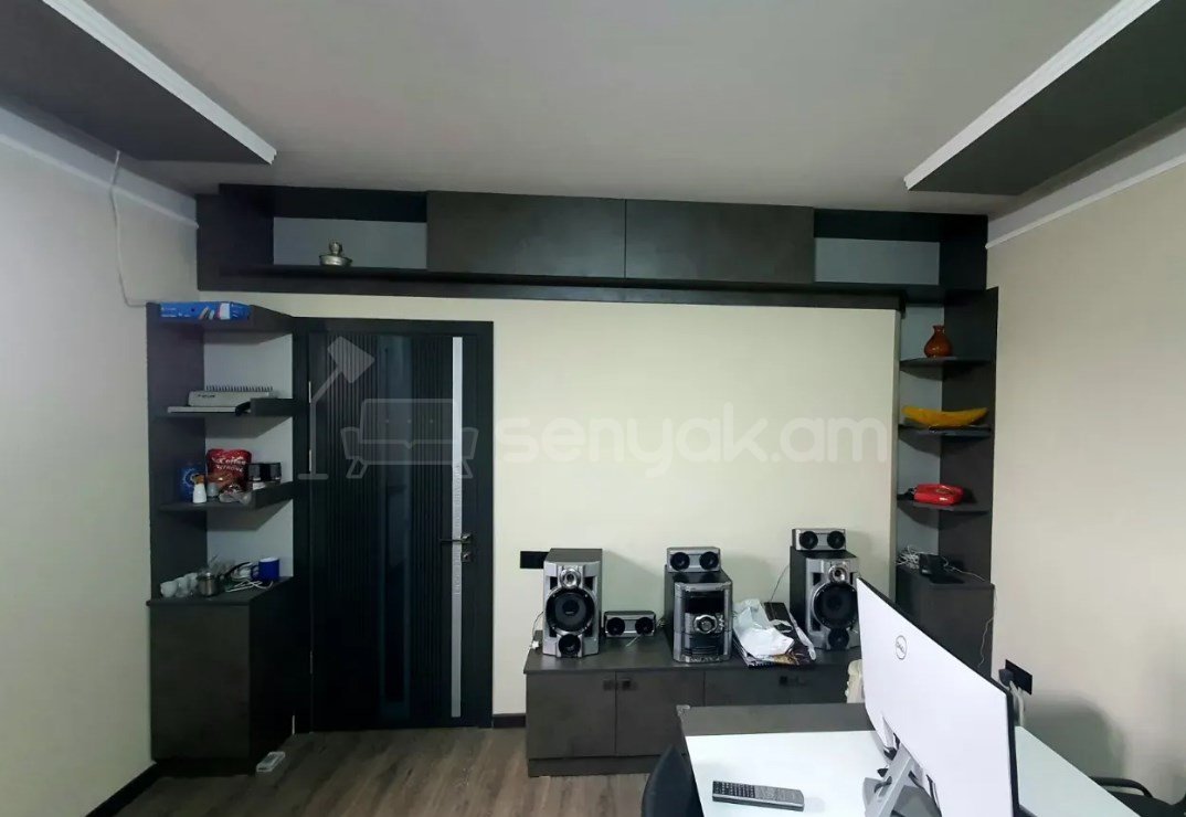 Օֆիսային Տարածք, 45քմ, Կապիտալ Վերանորոգված