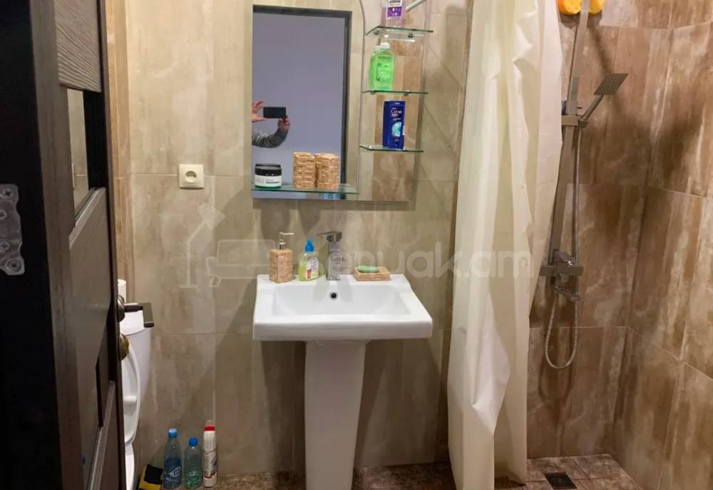 2 Սենյականոց Բնակարան Նորակառույցում, 50քմ, 2/4 հարկ, Դիզայներական Վերանորոգված, Կահավորված, Արևկող