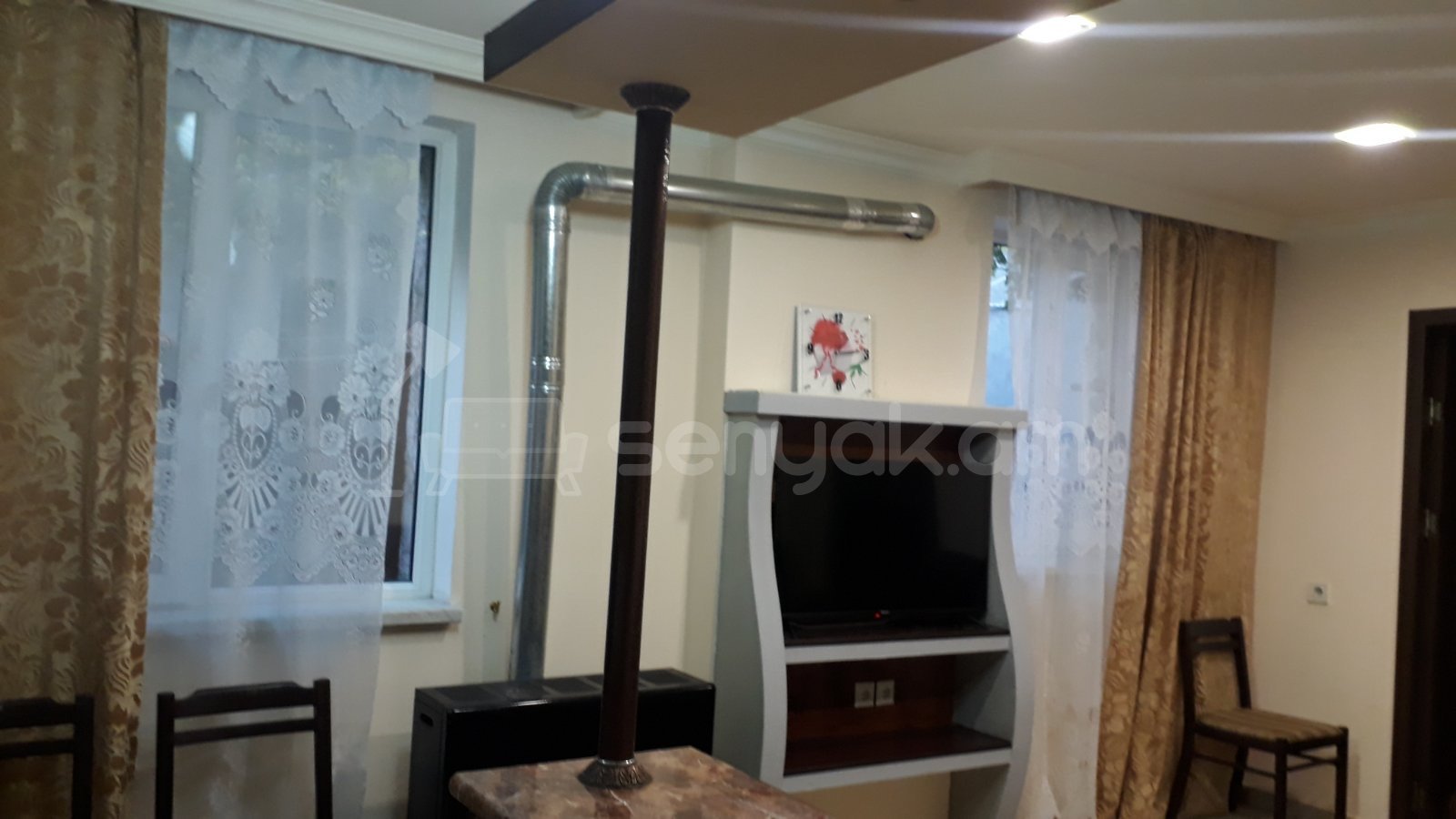 2 Սենյականոց Բնակարան Քարե Շենքում, 52քմ, 1/1 հարկ, Կապիտալ Վերանորոգված, Կահավորված
