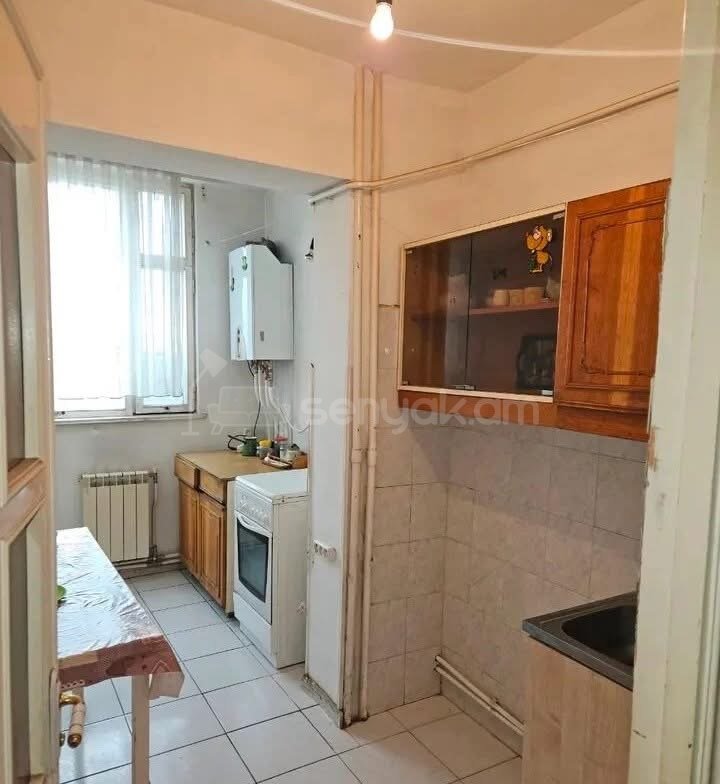 2 Սենյականոց Բնակարան, 52քմ, 8/9 հարկ, Նորմալ Վիճակում