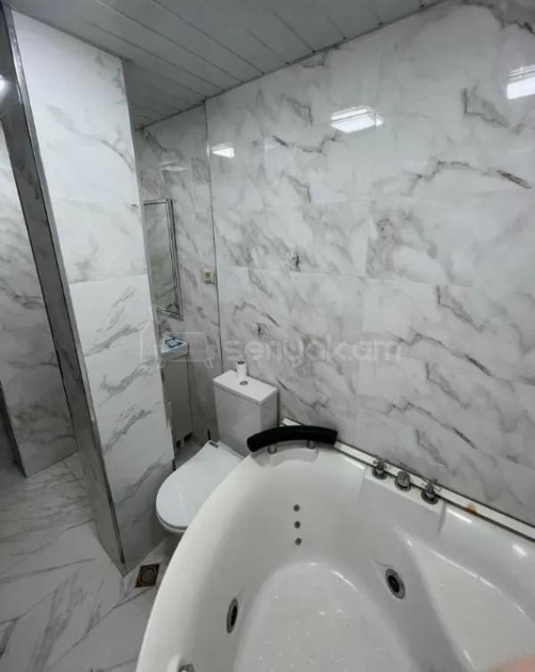 3 Սենյականոց Բնակարան, 98քմ, 2/9 հարկ, Կապիտալ Վերանորոգված