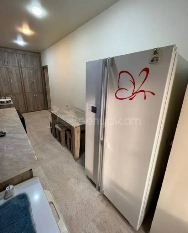 3 Սենյականոց Բնակարան, 98քմ, 2/9 հարկ, Կապիտալ Վերանորոգված