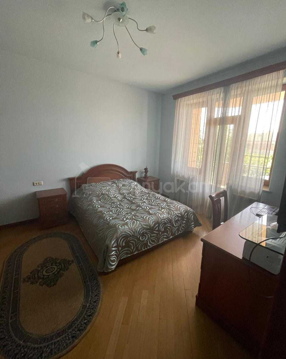 5 Սենյականոց Շքեղ Առանձնատուն, 250քմ, Լողավազանով