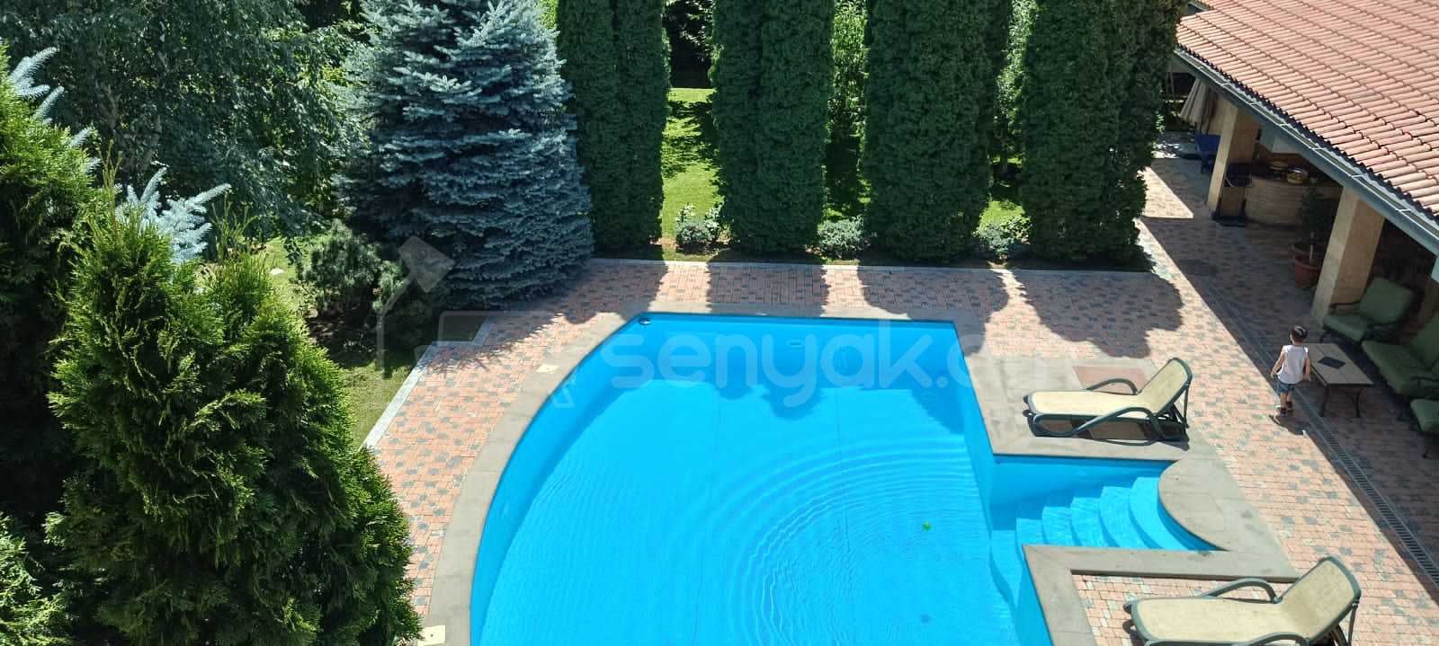 5 Սենյականոց Շքեղ Առանձնատուն, 250քմ, Լողավազանով