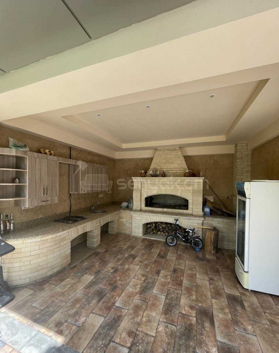 5 Սենյականոց Շքեղ Առանձնատուն, 250քմ, Լողավազանով