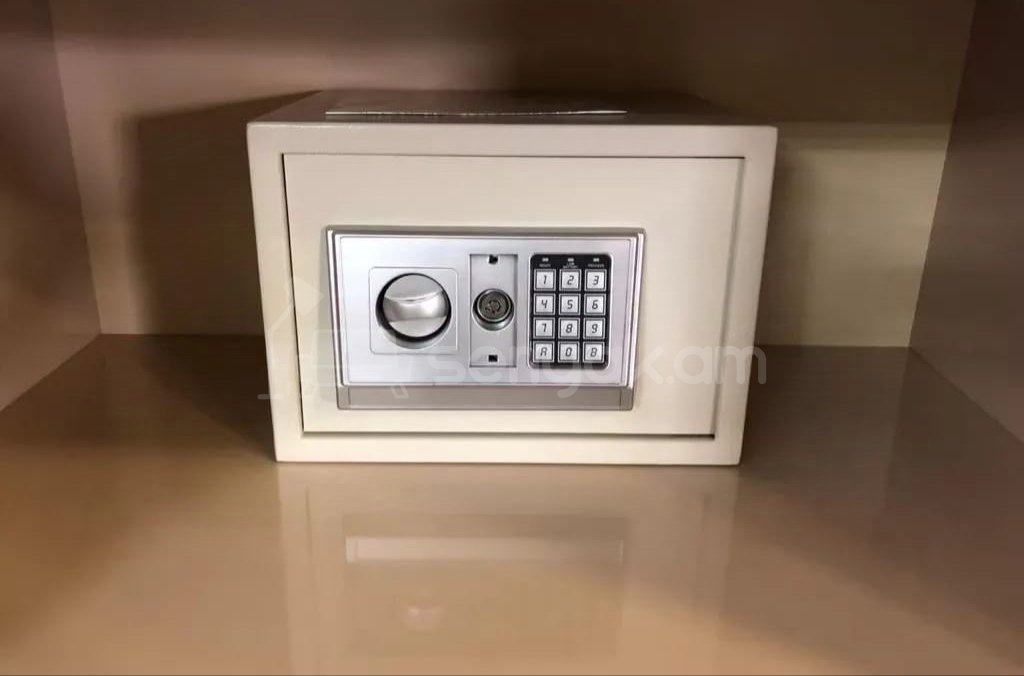 3 Սենյականոց Բնակարան Նորակառույցում, 80քմ, 7/10 հարկ, Դիզայներական Վերանորոգված
