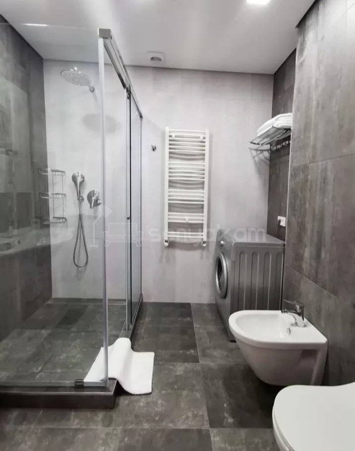 3 Սենյականոց Բնակարան Նորակառույցում, 80քմ, 7/10 հարկ, Դիզայներական Վերանորոգված