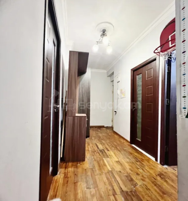 3 Սենյականոց Բնակարան, 73քմ, 1/9 հարկ, Կապիտալ Վերանորոգված