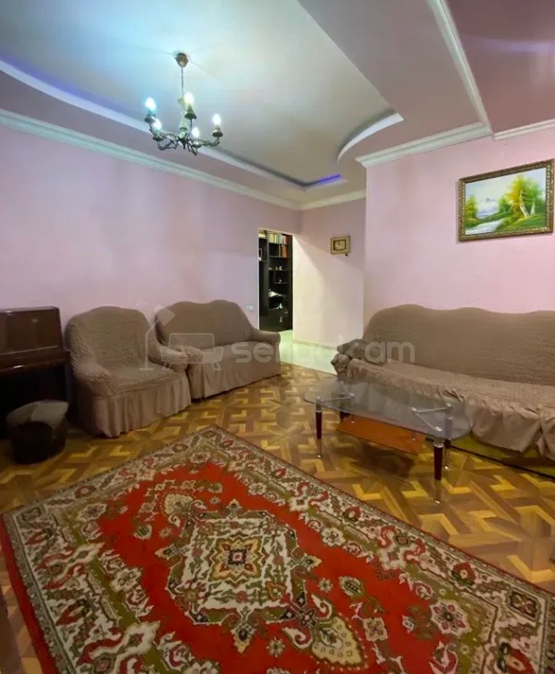 3 Սենյականոց Բնակարան Քարե Շենքում, 80քմ, 5/5 հարկ, Կապիտալ Վերանորոգված