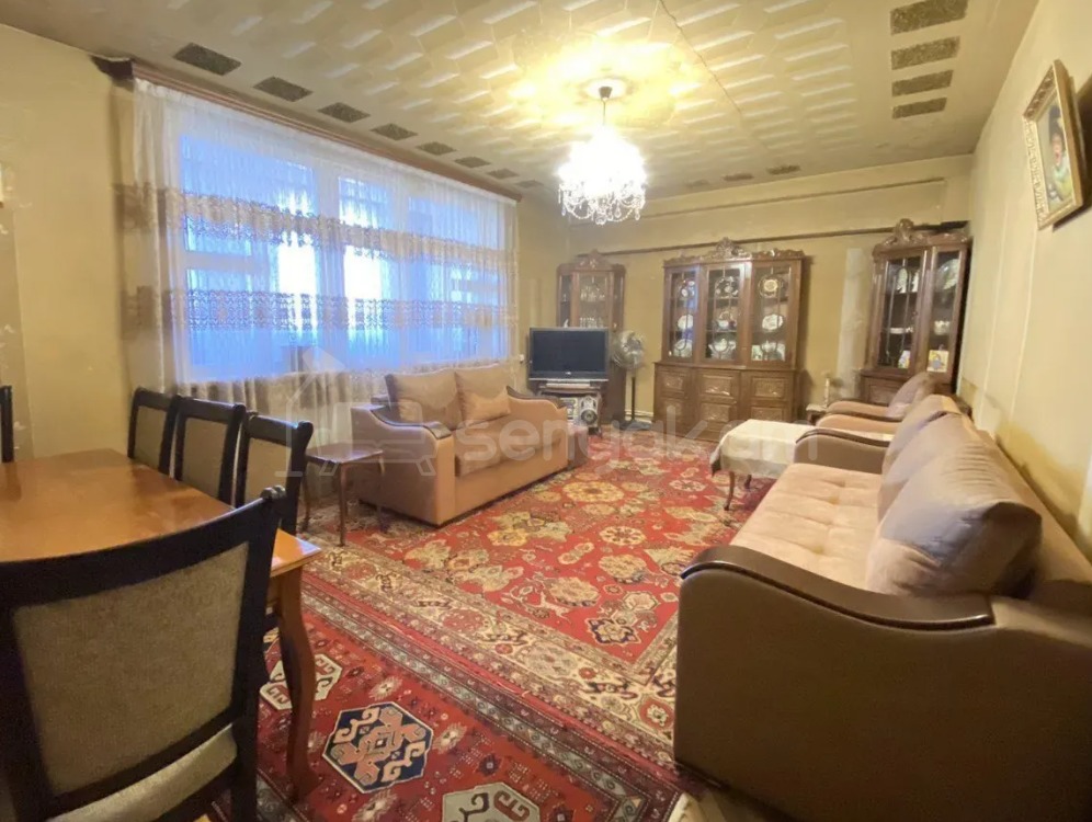 3 Սենյականոց Բնակարան, 80քմ, 6/13 հարկ, Պետական Վիճակում