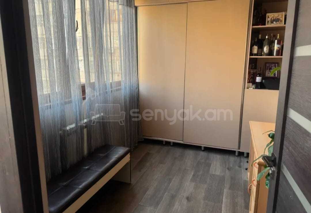 4 Սենյականոց Բնակարան, 95քմ, 4/9 հարկ, Նորմալ Վիճակում