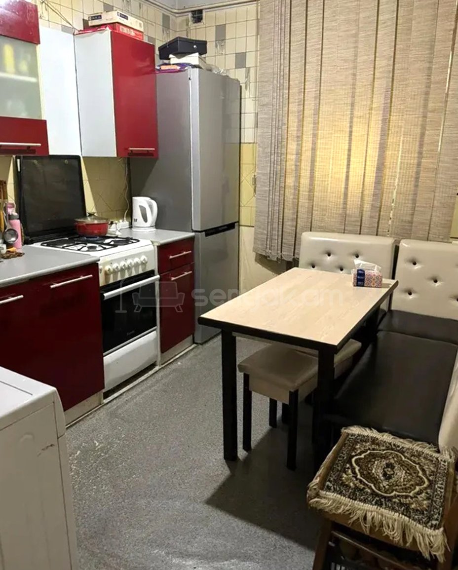 2 Սենյականոց Բնակարան Քարե Շենքում, 49քմ, 2/5 հարկ, Կոսմետիկ Վերանորոգված