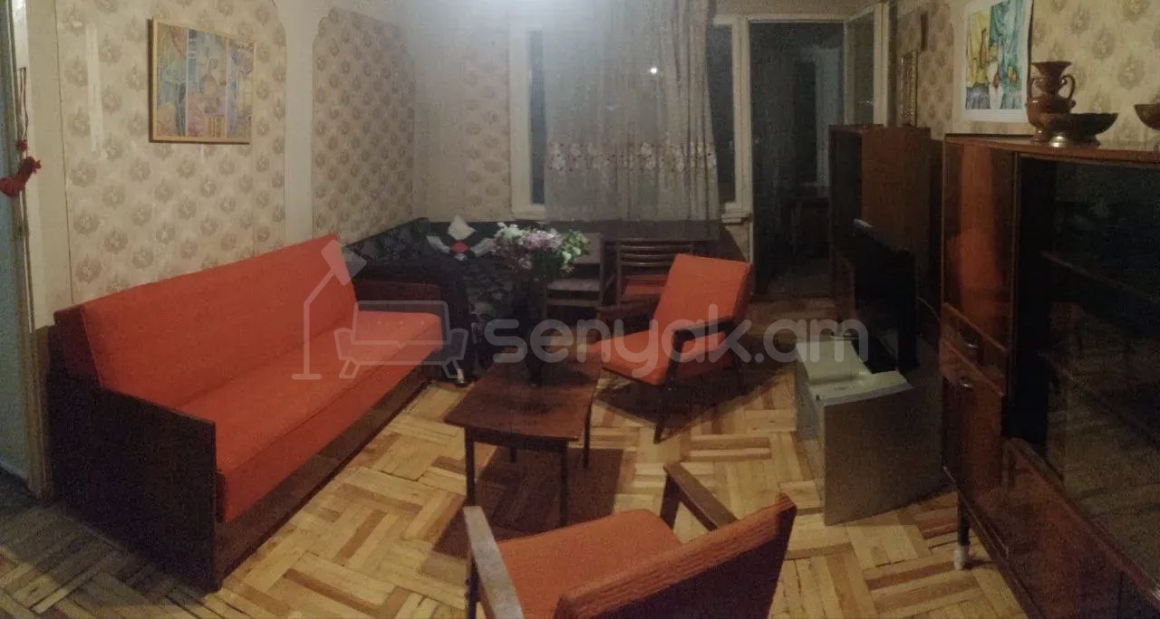 1 Սենյականոց Բնակարան, 52քմ, 3/9 հարկ, Նորմալ Վիճակում, Կահավորված, Արևկող